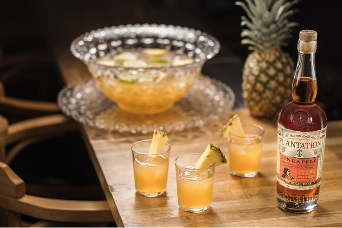 Rumový punč s rumem Plantation Stiggins' Fancy Pineapple