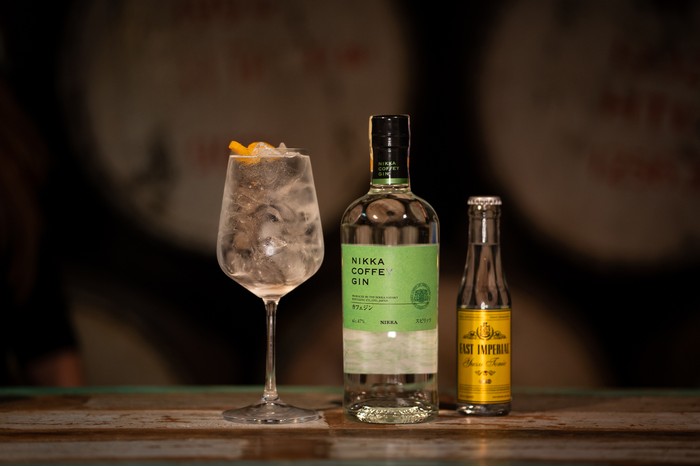 Nikka Coffey Gin a East Imperial Yuzu Tonic